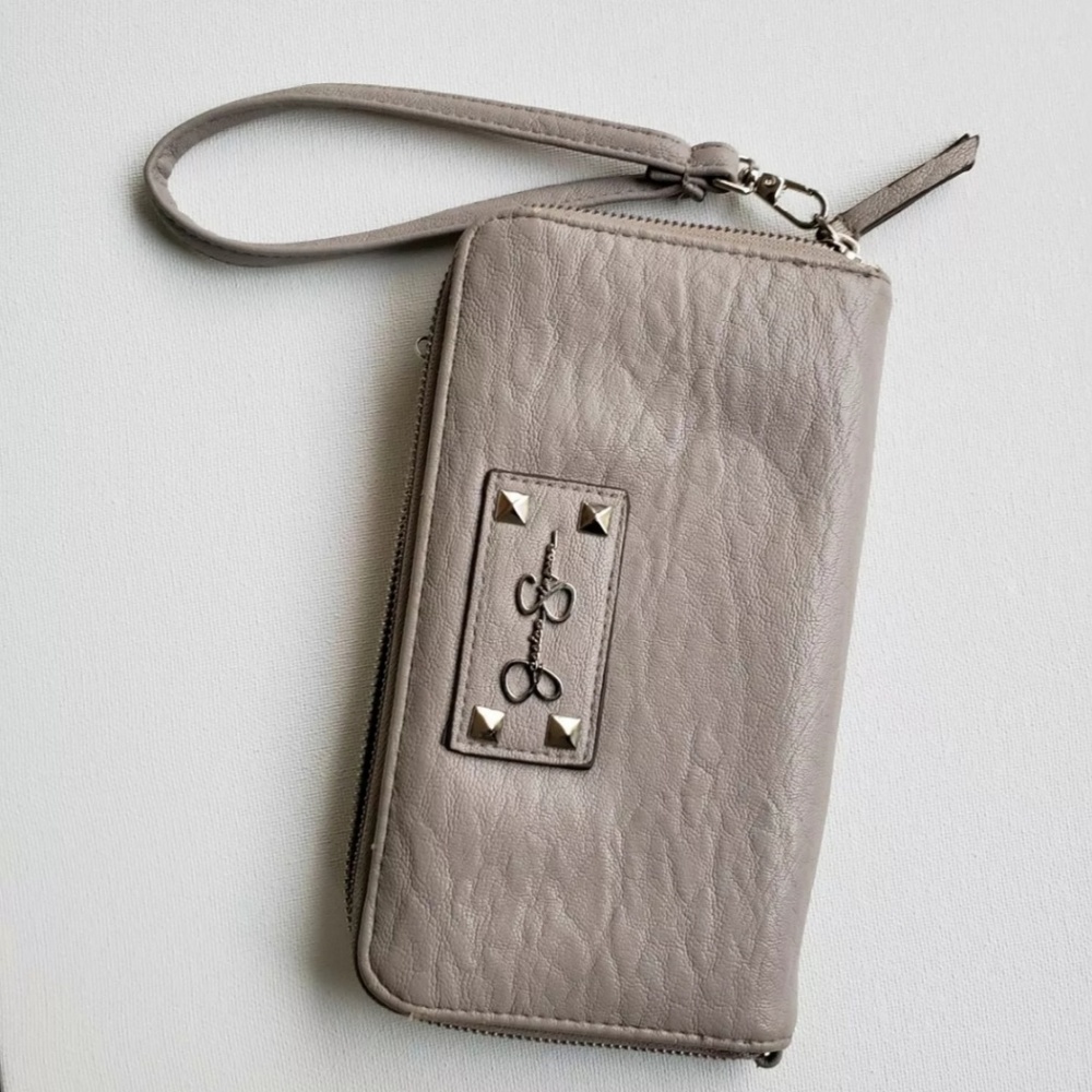 Like New Jessica Simpson wallet gray